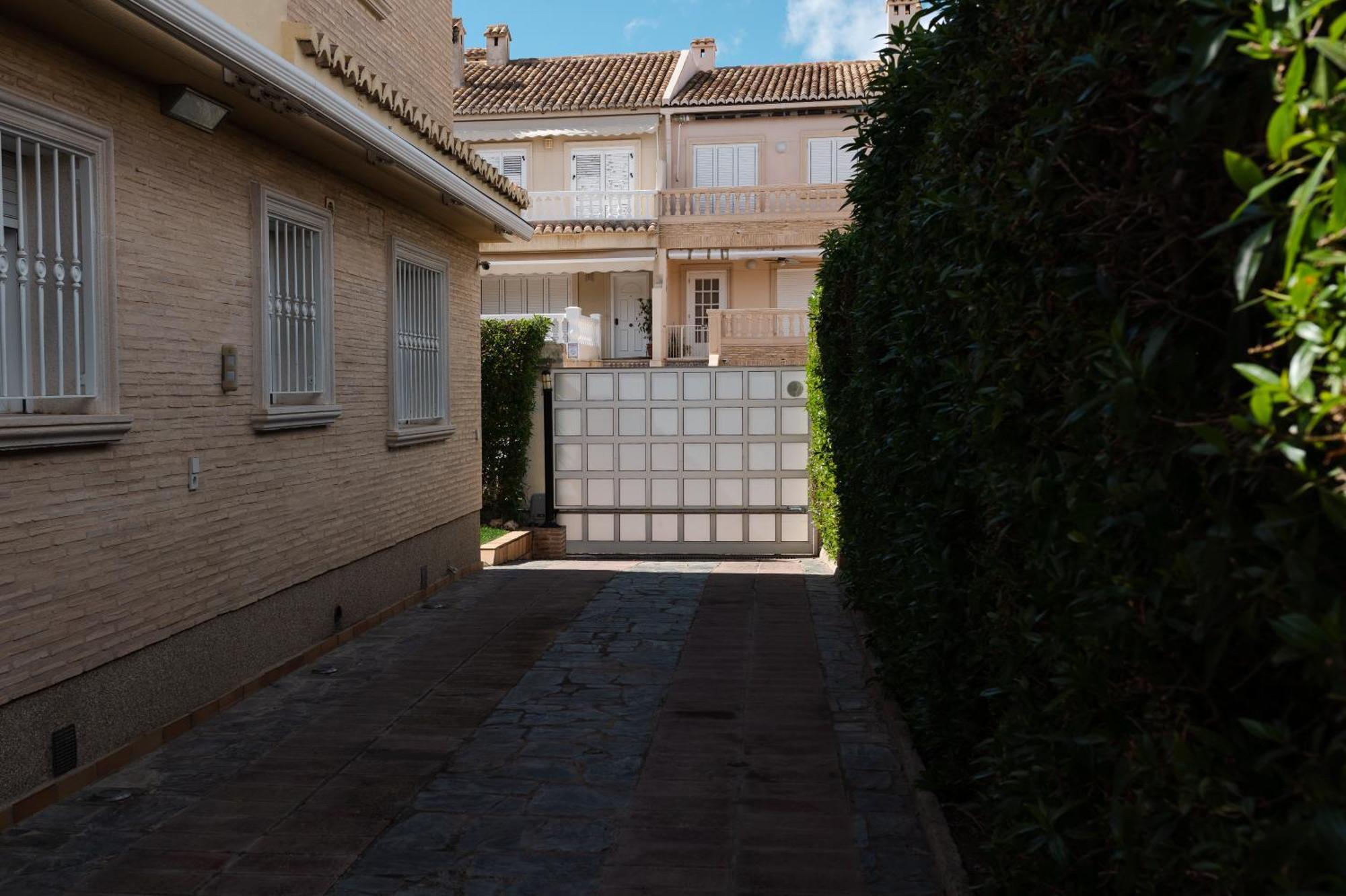 Experience Valencia Luxury Chalet Puig Val Con Piscina Extérieur photo